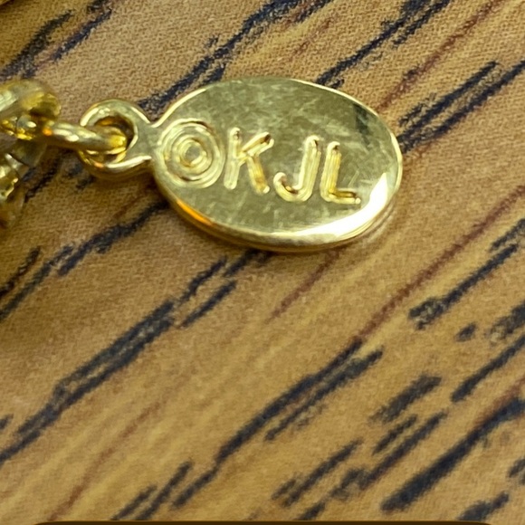 Kenneth Jay Lane Gold Acapulco Bracelet - Picture 6 of 12